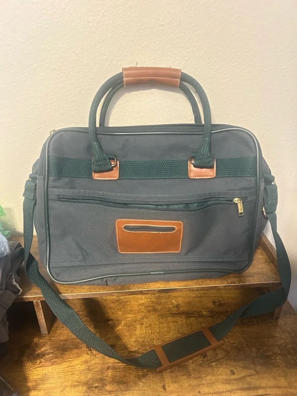 Green Canvas Laptop Bag with Brown Trim - Jaguar